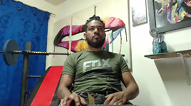 Snapshot of BladeFoxxx1 chatting on 03-12-25, 01:19 BladeFoxxx1 online show from 03-12-25, 01:19