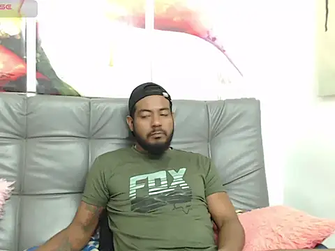 Snapshot of BladeFoxxx1 chatting on 10-04-25, 08:56 BladeFoxxx1 online show from 10-04-25, 08:56