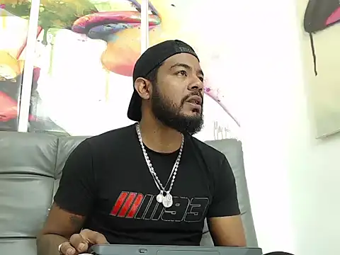 Snapshot of BladeFoxxx1 chatting on 11-15-25, 02:35 BladeFoxxx1 online show from 11-15-25, 02:35