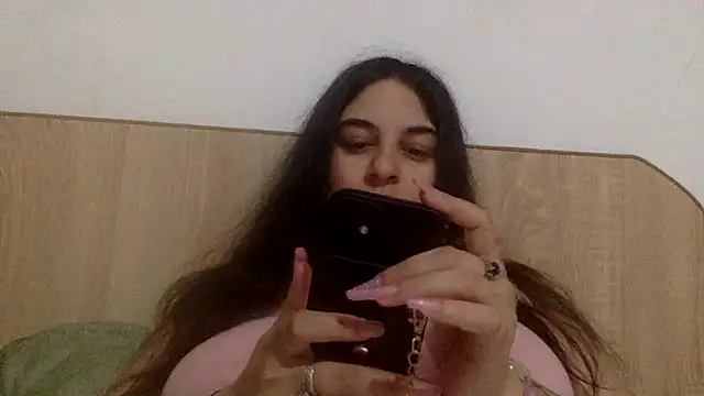 Veramaia online show from 05-16-26, 10:12