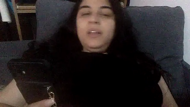 Veramaia online show from 05-17-26, 06:04