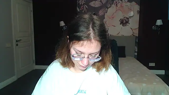 AngelinaLow online show from 03-13-25, 03:17