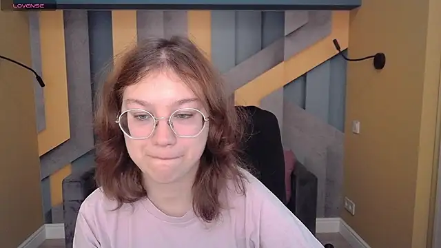 AngelinaLow online show from 11-02-25, 06:27