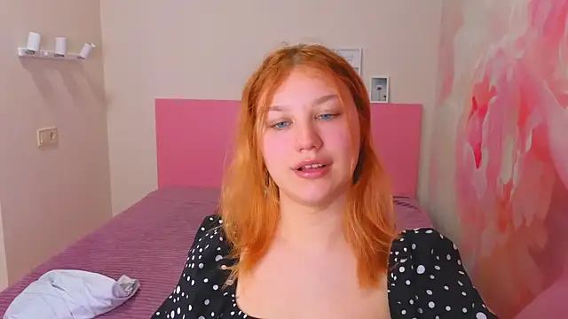 AngelinaLow online show from 04-17-26, 11:35