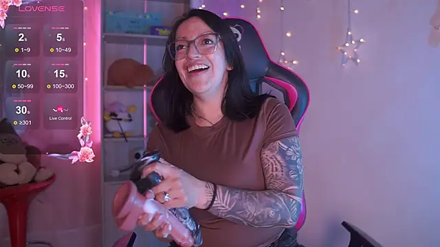 Madison Mayer online show from 02-04-26, 12:33