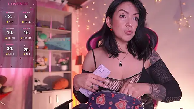 Madison Mayer online show from 03-18-26, 01:14