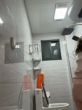 aa520uv online show from 02-07-26, 12:09