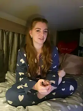 Amesthyst destiny online show from 12-20-25, 11:45