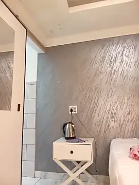 Hotytoty26 online show from 10-07-25, 02:53