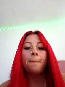 LEIDY LORENA online show from 10-25-25, 06:46