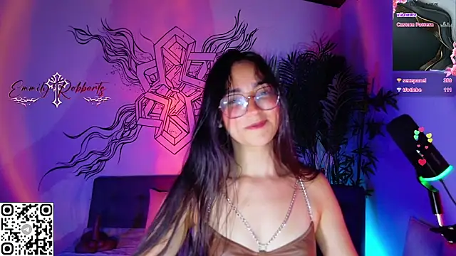 Snapshot of Emmi_Roberts chatting on 05-15-26, 11:56 Emmi Roberts online show from 05-15-26, 11:56