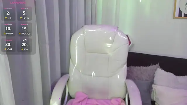 Pretty Johnson  online show from 03-03-26, 01:06