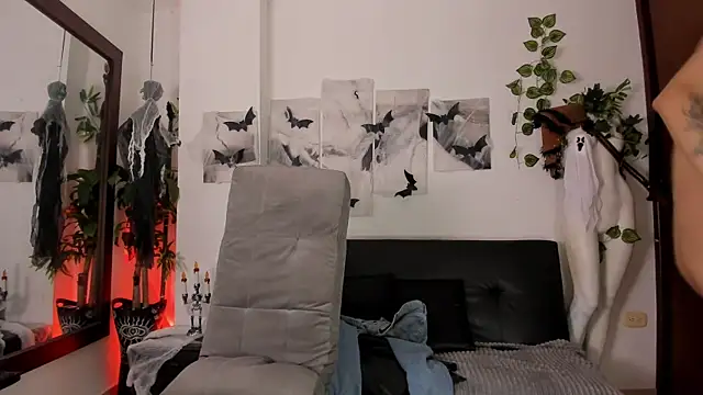 Snapshot of Giotrashy chatting on 10-26-25, 07:42 Giotrashy online show from 10-26-25, 07:42