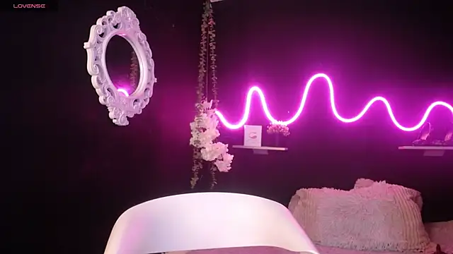 Hairydoll  online show from 03-20-25, 11:12