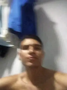 Snapshot of Saul_yei chatting on 03-17-25, 12:41 Saul yei online show from 03-17-25, 12:41