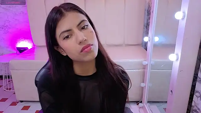 Snapshot of _Kitty_v chatting on 03-03-26, 01:06 Kitty v online show from 03-03-26, 01:06