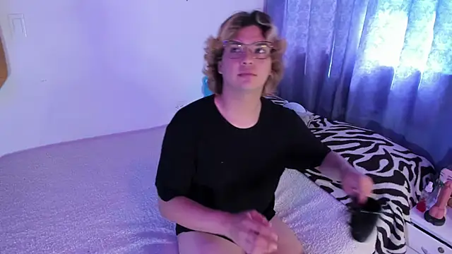 adam angelssss online show from 04-20-26, 02:31