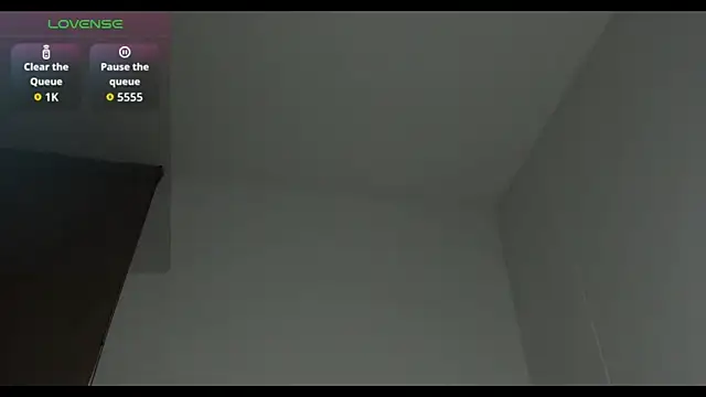 Snapshot of cmzo_ chatting on 11-14-25, 01:48 cmzo online show from 11-14-25, 01:48