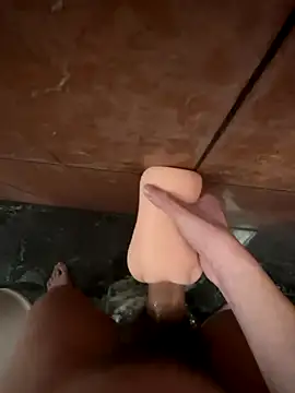 Snapshot of kotrdg chatting on 11-12-25, 02:06 kotrdg online show from 11-12-25, 02:06