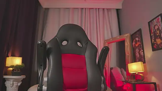 Colstorw  online show from 04-18-26, 09:57