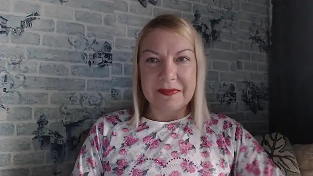 Lillia Ray online show from 10-24-25, 05:04