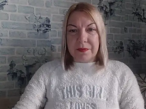 Lillia Ray online show from 12-20-25, 11:06