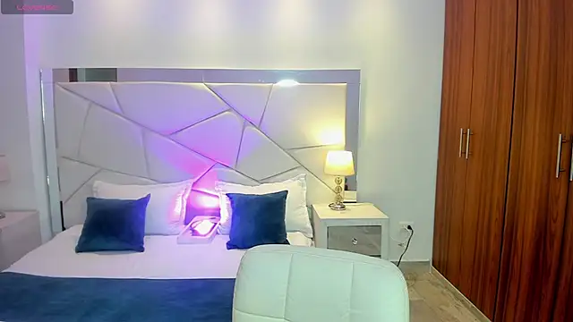 Snapshot of Danaa_Rouse chatting on 09-30-25, 07:19 Danaa Rouse online show from 09-30-25, 07:19