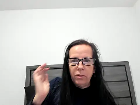 peachgoddess online show from 11-11-25, 01:00