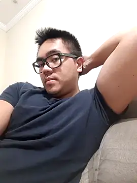 awesometeacher33 online show from 03-19-25, 07:17