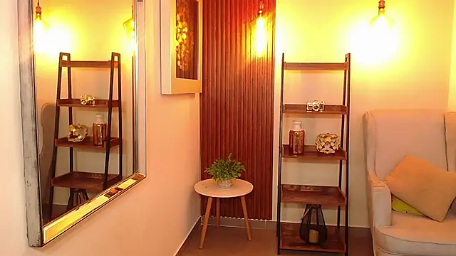 Coral Lise online show from 11-27-25, 11:12