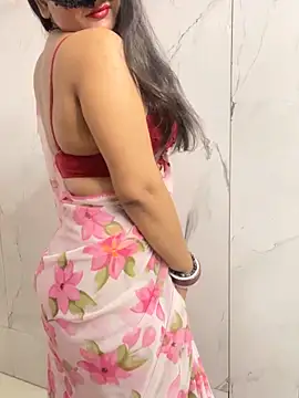 Snapshot of jhanvi_boo chatting on 06-12-26, 09:41 jhanvi boo online show from 06-12-26, 09:41