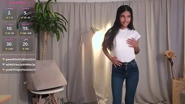 YuliethPetite online show from 02-25-26, 11:09