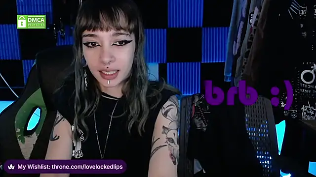 Snapshot of lovelockedlips chatting on 05-14-26, 01:45 lovelockedlips online show from 05-14-26, 01:45