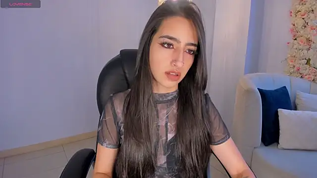 LarisaSmirnov online show from 11-07-25, 04:23