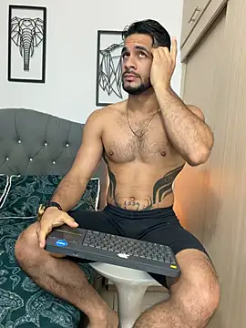 Maximiliano ford online show from 05-07-26, 10:31