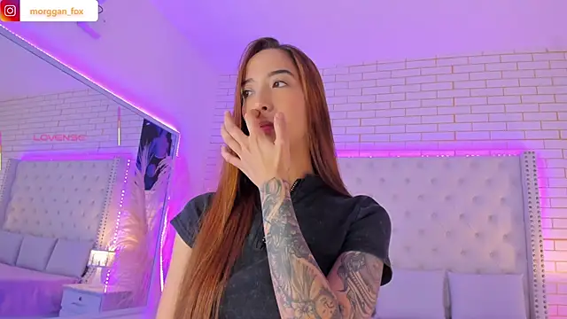 Snapshot of Morggan_Fox_ chatting on 11-28-25, 03:53 Morggan Fox online show from 11-28-25, 03:53