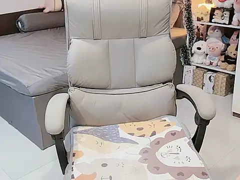 Nabiii6868 online show from 01-16-26, 03:49