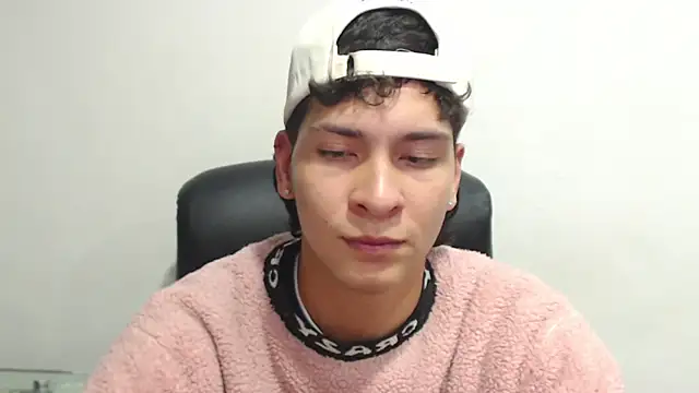 Jhojan twink online show from 03-15-25, 12:47