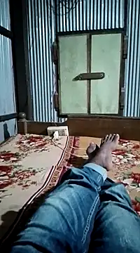 Snapshot of MDShiaveBapary chatting on 03-19-25, 01:40 MDShiaveBapary online show from 03-19-25, 01:40