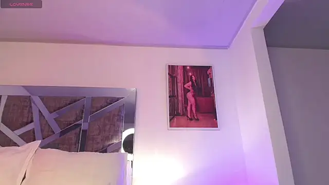 Meghann sweet1993 online show from 07-07-26, 07:23