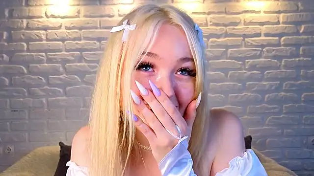 minigirl online show from 03-16-25, 07:15