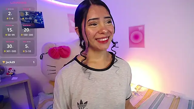 Snapshot of Emilybutterfly1 chatting on 09-17-25, 10:22 Emilybutterfly1 online show from 09-17-25, 10:22