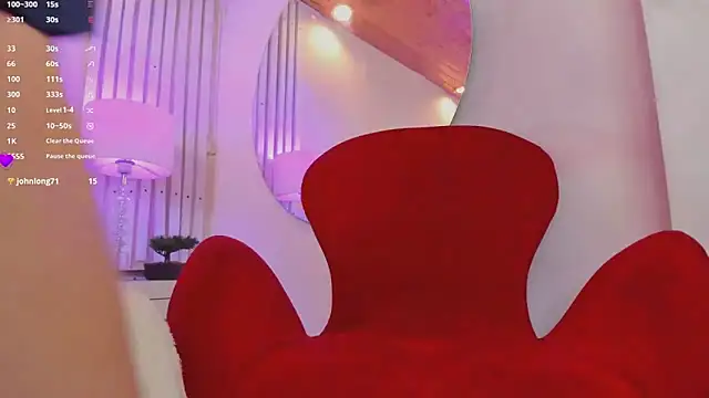 Snapshot of AliceCorner chatting on 11-05-25, 12:05 AliceCorner online show from 11-05-25, 12:05