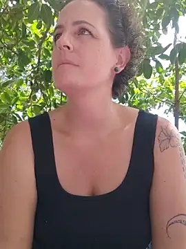 emiliemilf online show from 03-12-26, 08:37