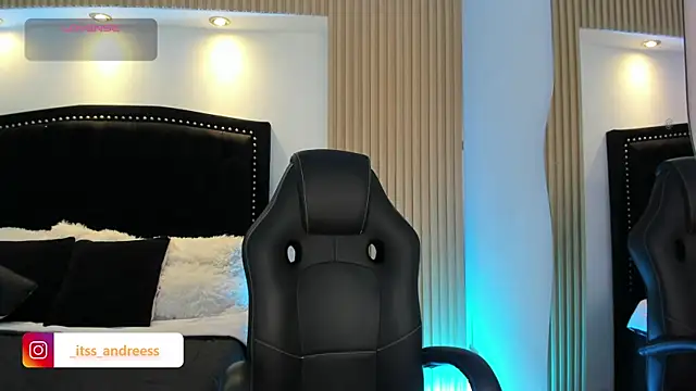 LiamWildx20 online show from 07-09-26, 04:27