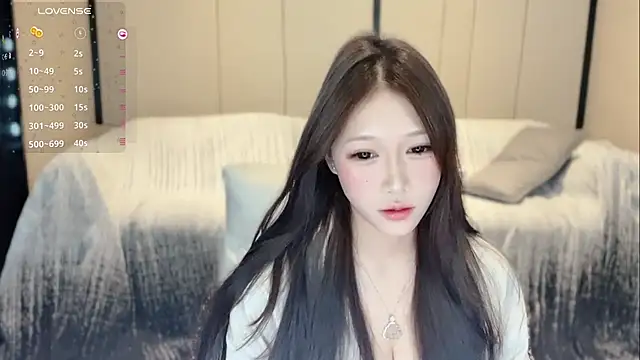 Snapshot of -monica-tina- chatting on 11-07-25, 10:32 -monica-tina- online show from 11-07-25, 10:32