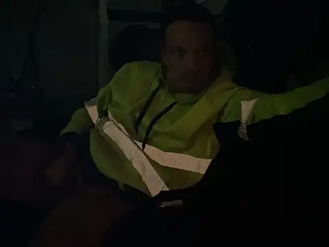 Snapshot of TAIZ69WORLD chatting on 09-13-25, 09:20 TAIZ69WORLD online show from 09-13-25, 09:20