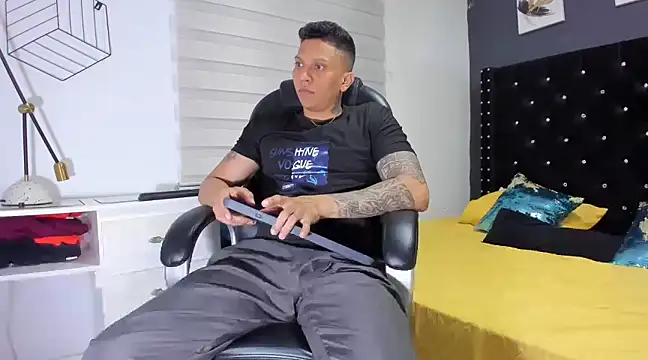 ethan dalton  online show from 03-20-25, 03:13