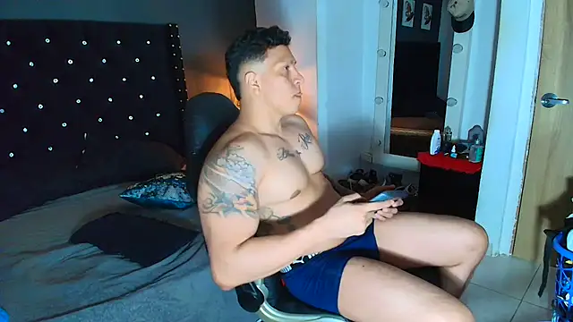 ethan dalton  online show from 02-10-26, 03:32