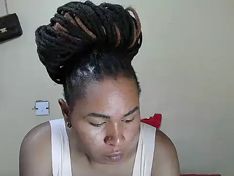 Creamy-Aisha online show from 11-13-25, 09:30